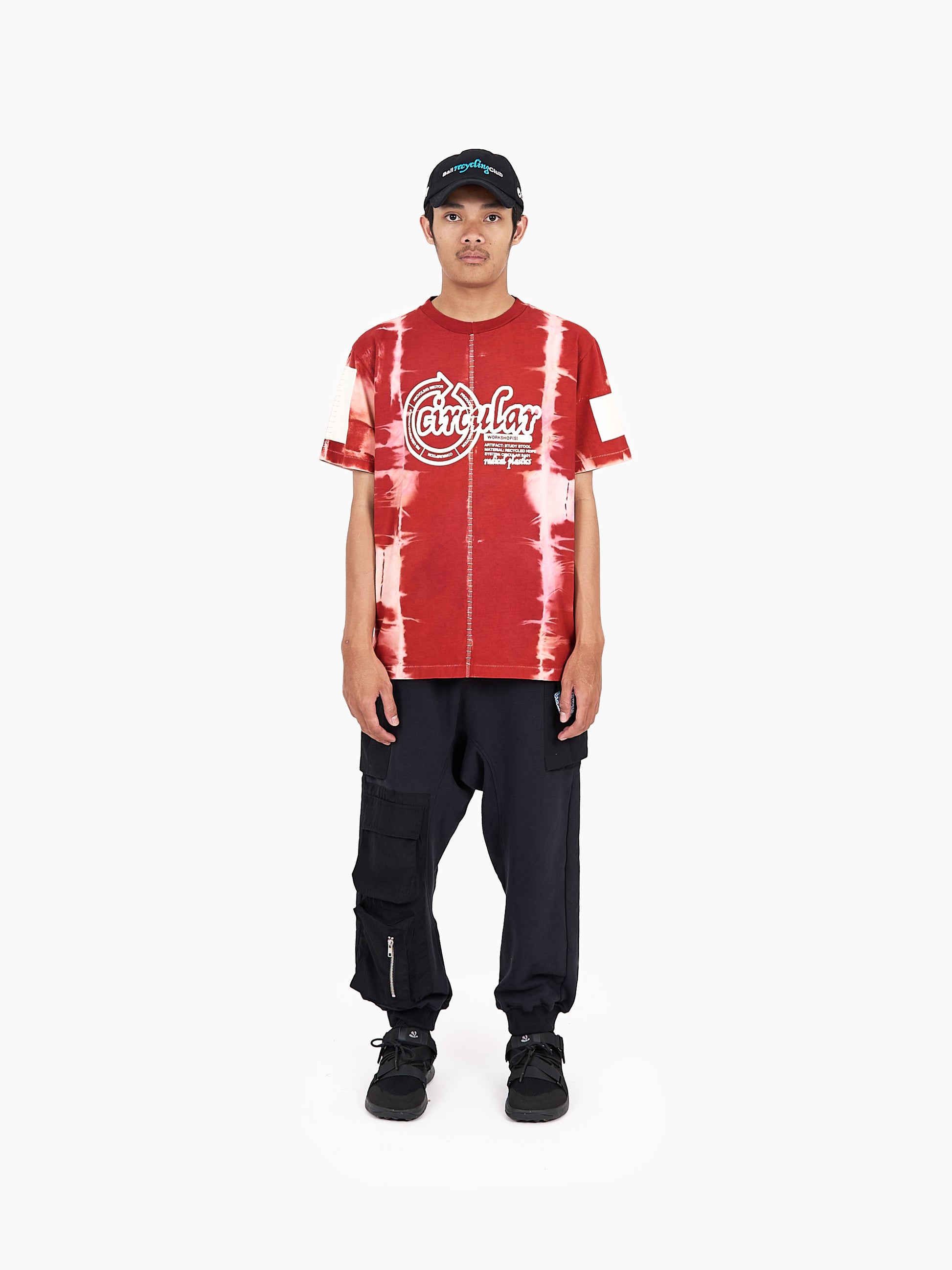 Artisan Circular Design T-Shirt Red