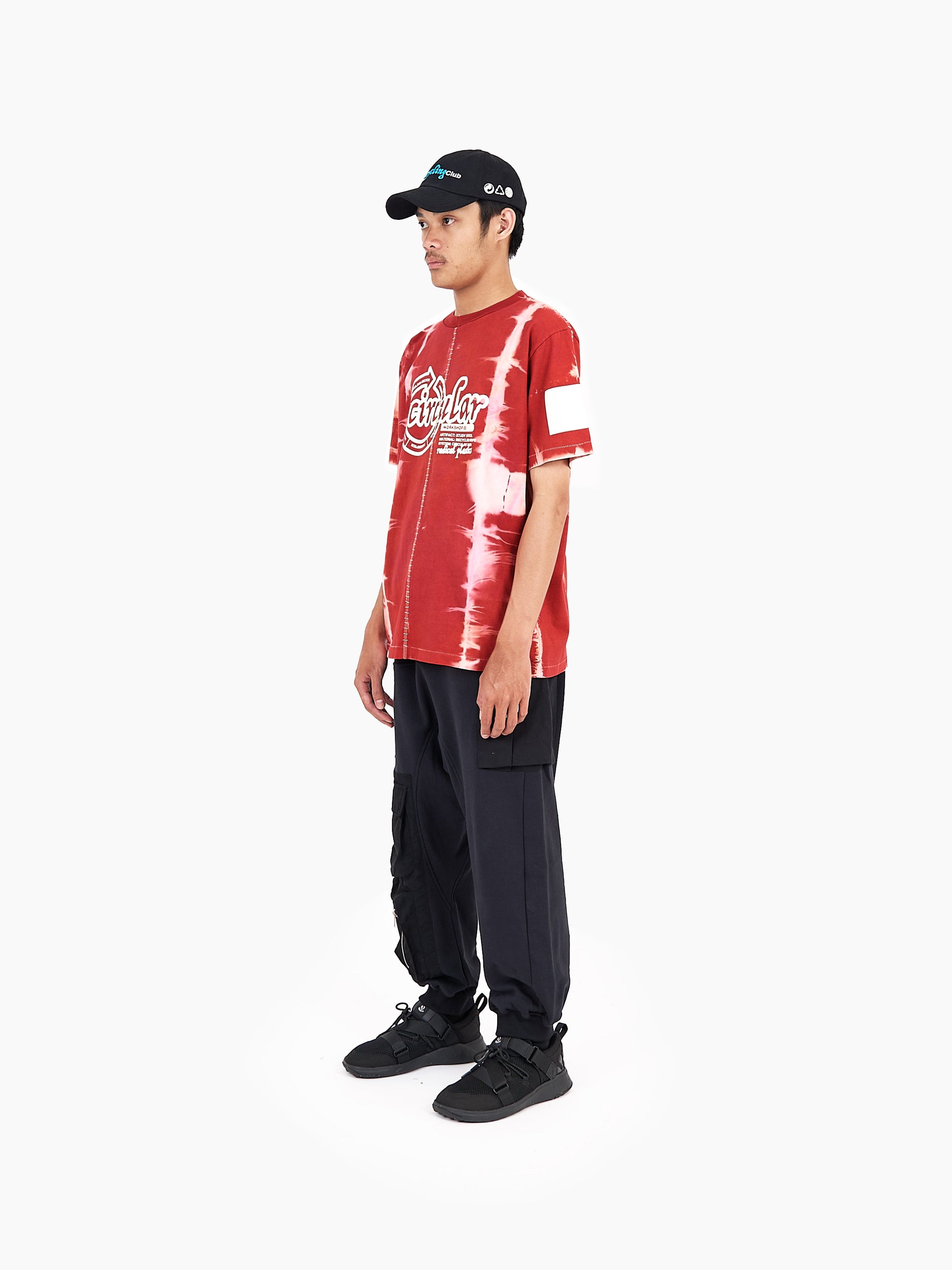 Artisan Circular Design T-Shirt Red