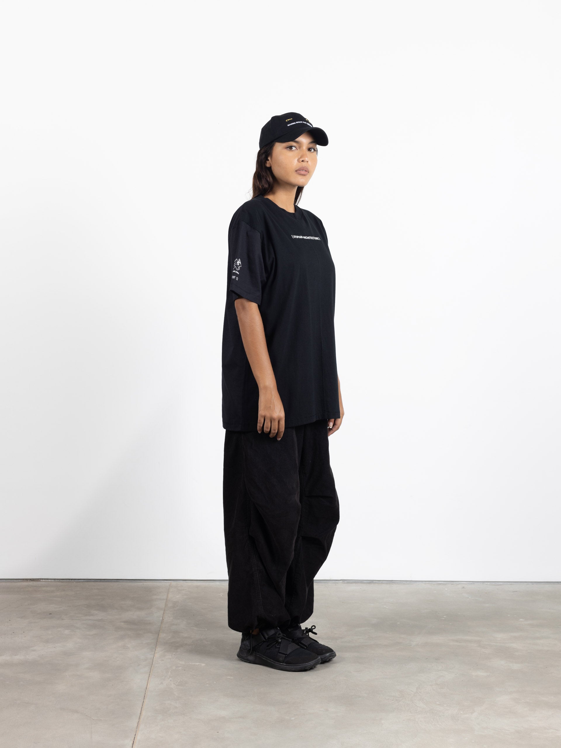 Future Living T-Shirt Black