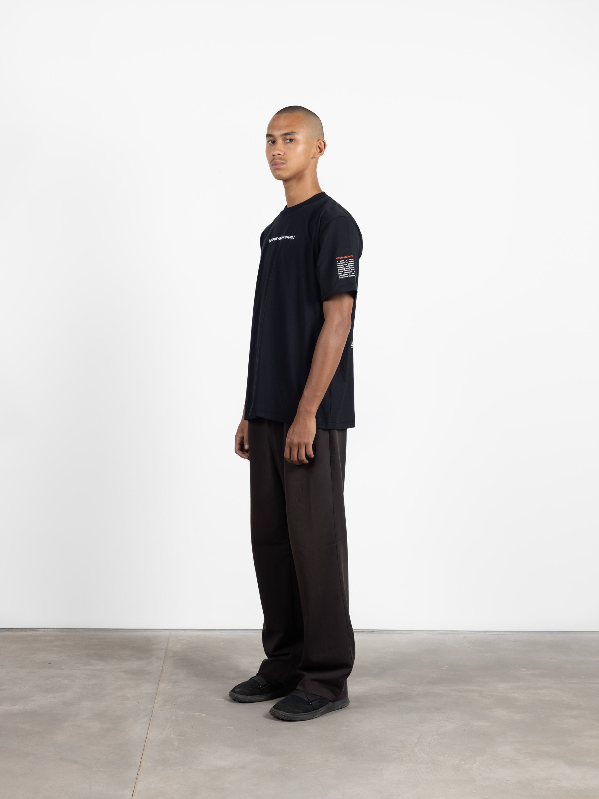 Future Living T-Shirt Black